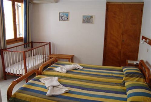 Stergia Hotel Parikia  Luaran gambar
